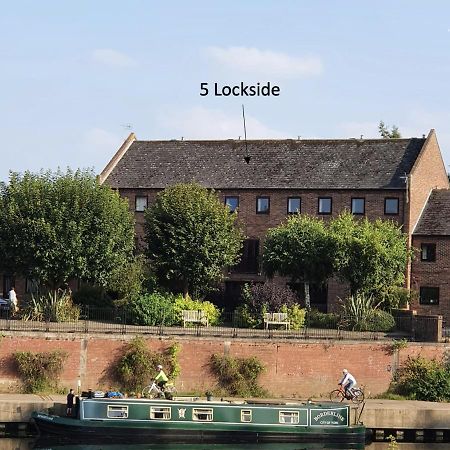 5 Lockside *Free Private Parking* *City Centre* York Exterior photo