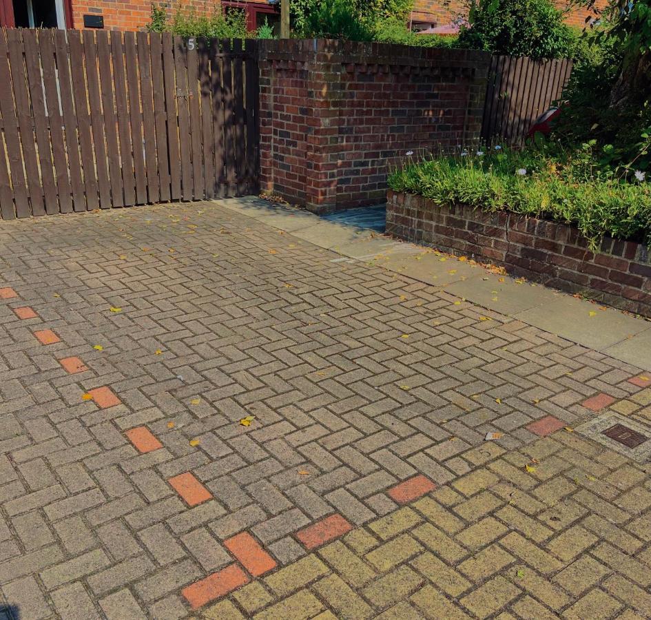 5 Lockside *Free Private Parking* *City Centre* York Exterior photo